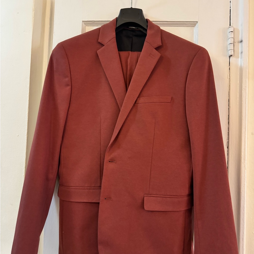 Elegant Men's Rust Suit slim fit